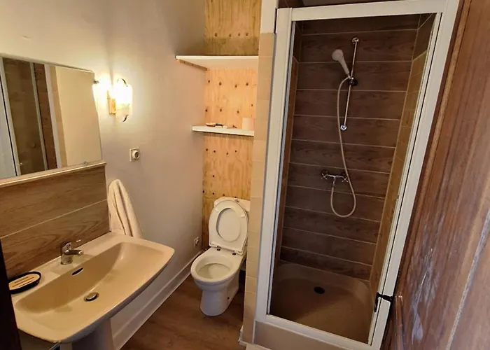 Ferme Du Soleillal & Sauna- Adult Only 호스텔